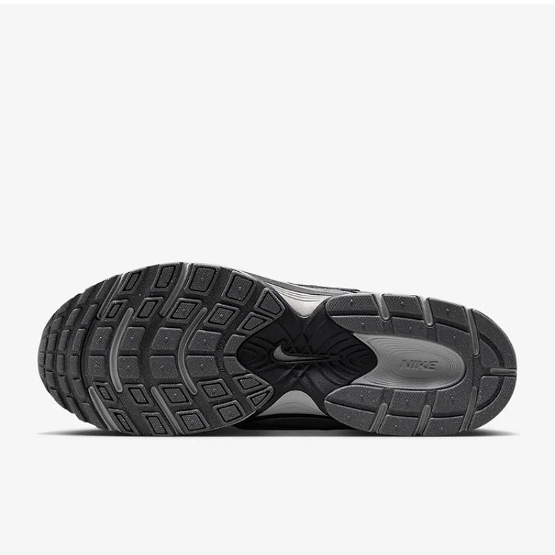 „Nike V5 RNR“ – retro stiliaus, smūgius sugeriantys, kvėpuojantys, lengvi „dad shoes“ IM6769-068