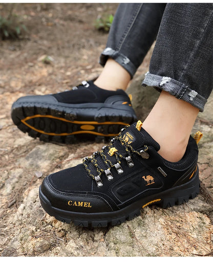 Classic Black Men's Hiking Shoes Outdoor Low-Cut Climbing Walking Shoes Trekking Sneakers Non-Slip Mountaineering Shoes for Men