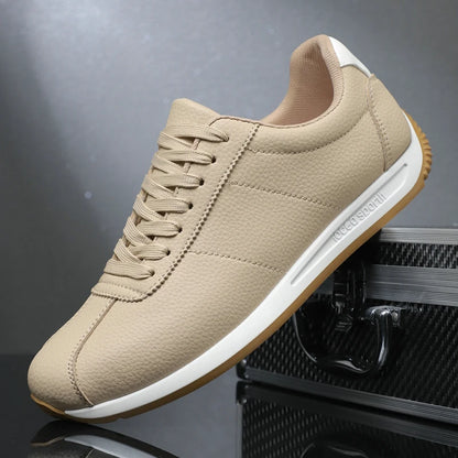 Leisure Running Summer Fashion Anti-Slip Mountaineering PU Leather Sports Shoes, Tennis Trend, Hot Selling Men’s White Flat Shoes