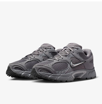 Nike Authentic V5 RNR Herren-Retro-Sportschuhe mit Schnürung, Low-Top II6292-006