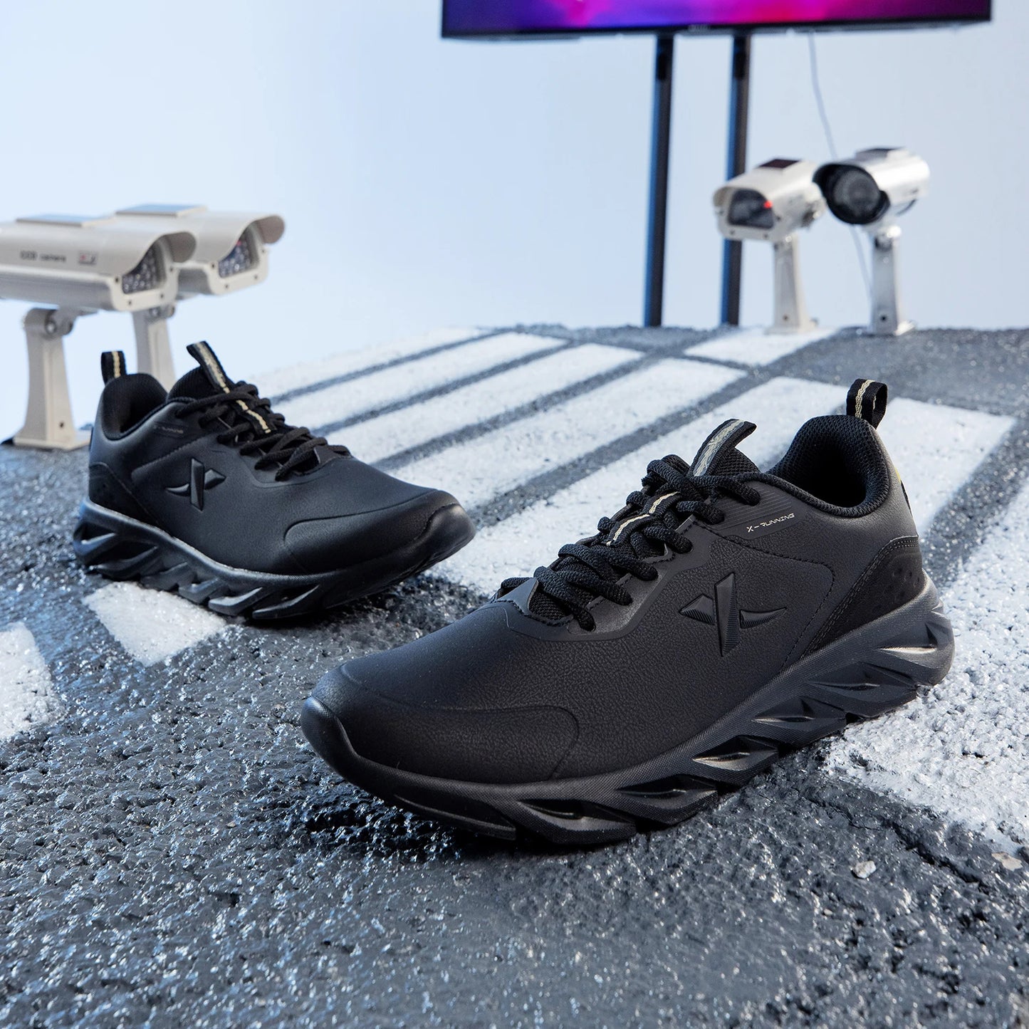 Xtep running shoes for men 2021 winter street casual men's sports shoes, wear-resistant support cushioning sneakers 879419110080