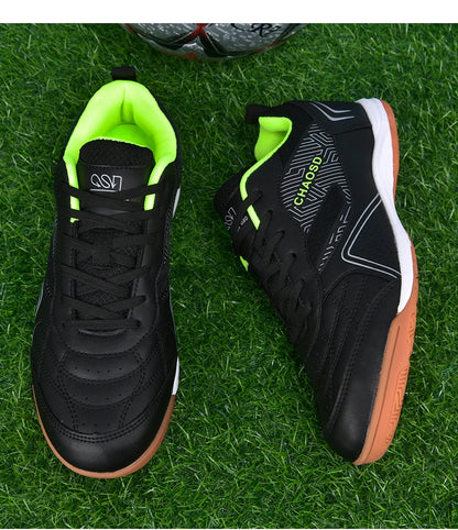 Men's Professional Soccer Cleats Anti-Slip Futsal Training Cleats Wear-Resistant Ultralight Outdoor Indoor Unisex Sneakers