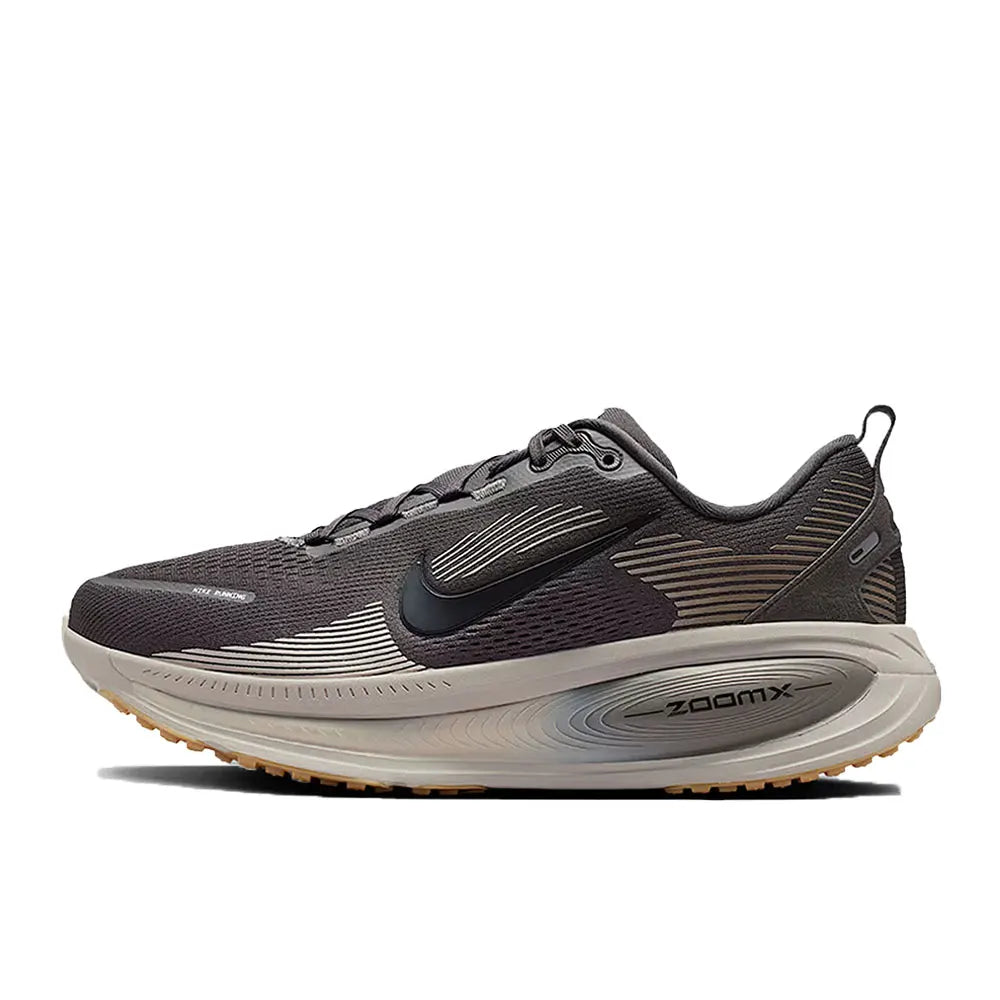 „Nike Vomero 18“ – amortizuojantys, palaikantys, lengvi, idealiai tinkantys bėgimui ir ėjimui, patogūs unisex bėgimo bateliai HM6803-300