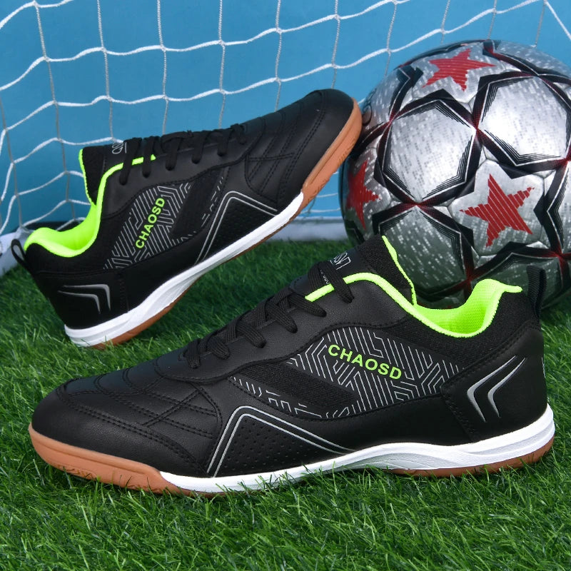Men's Professional Soccer Cleats Anti-Slip Futsal Training Cleats Wear-Resistant Ultralight Outdoor Indoor Unisex Sneakers