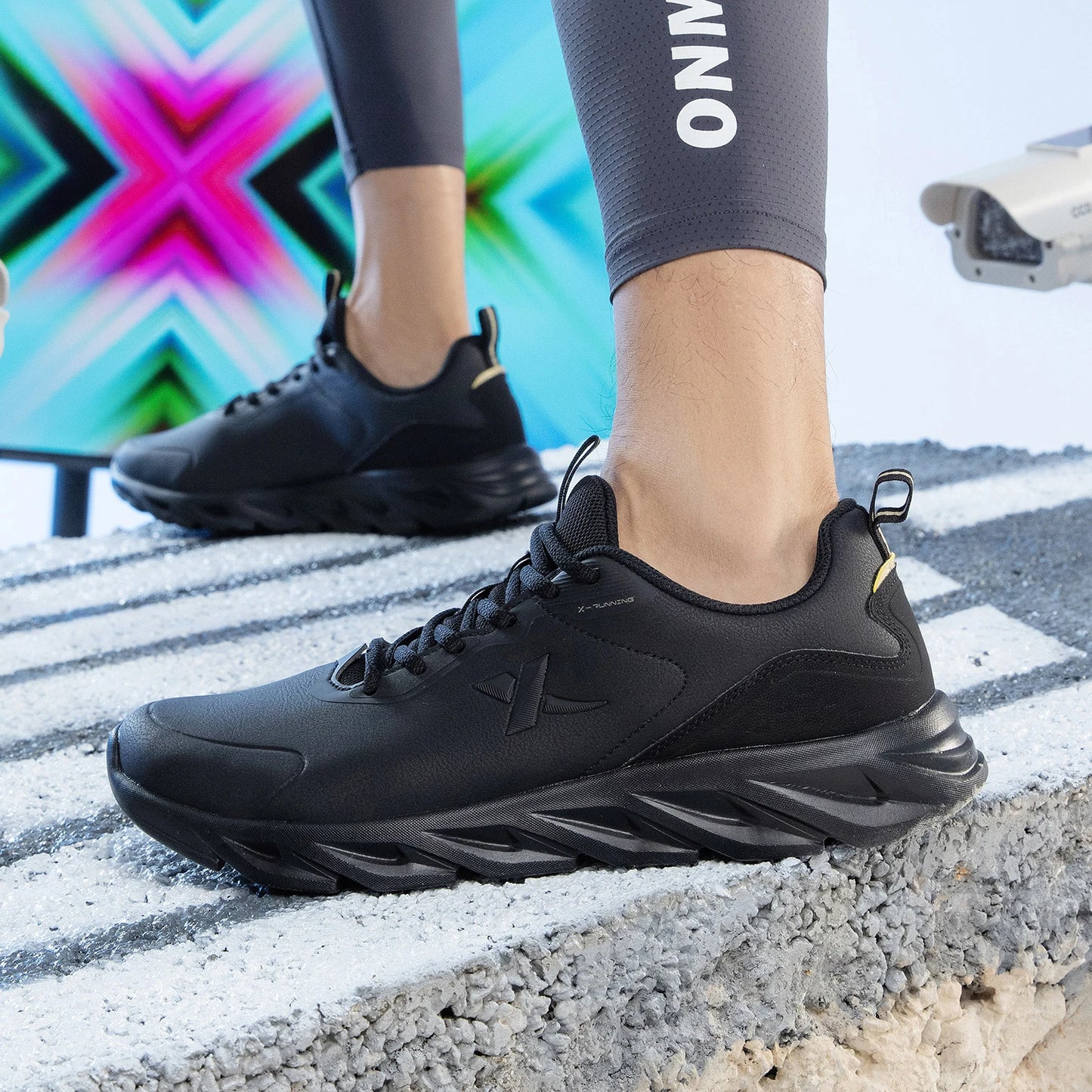 Xtep running shoes for men 2021 winter street casual men's sports shoes, wear-resistant support cushioning sneakers 879419110080