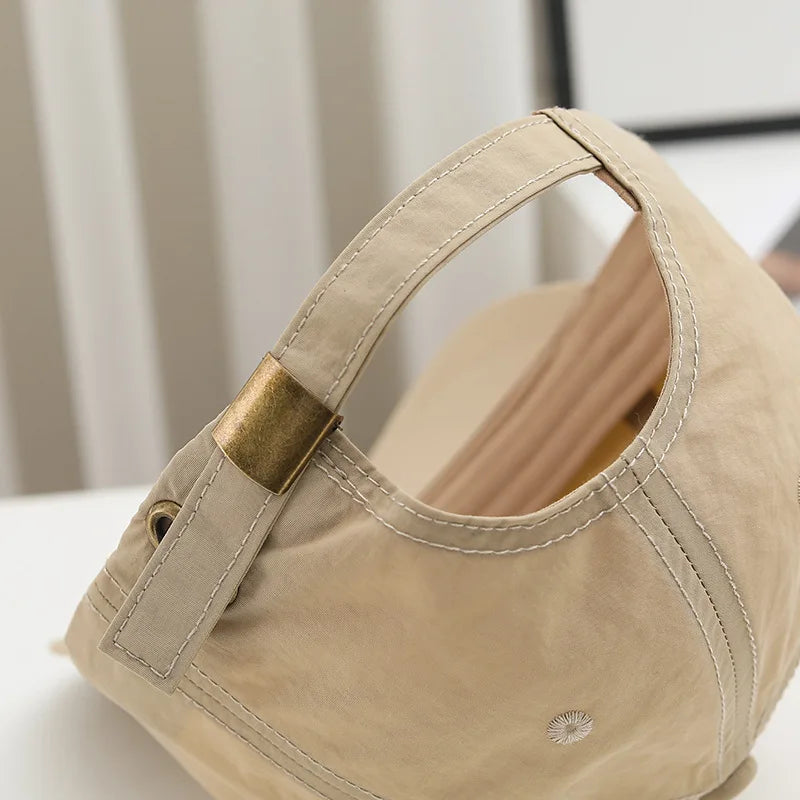 Eine Herren-Kappe mit kurzer Krempe, neuer Sommer-Style, atmungsaktive und schnell trocknende Baseballkappe, leichte Soft-Top-Duckbill-Kappe für Damen