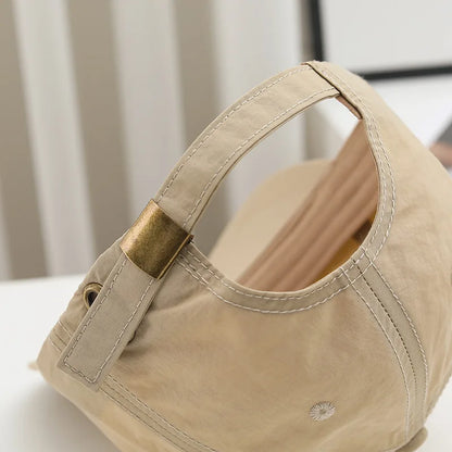 Eine Herren-Kappe mit kurzer Krempe, neuer Sommer-Style, atmungsaktive und schnell trocknende Baseballkappe, leichte Soft-Top-Duckbill-Kappe für Damen
