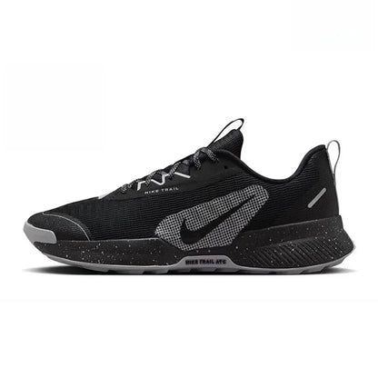Nike Juniper Irail 3: udobni, trpežni in stabilni nizki tekaški čevlji za moške v črni in sivi barvi FQ0904-001