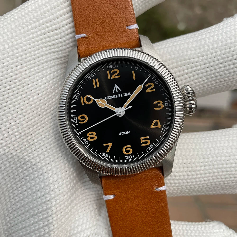 STEELFLIER SF741 VH31 Movement Synthetic Sapphire Mirror Quartz Watch Onion Screw-in Crown 200-meter Waterproof Men's Watch