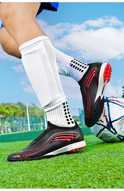 Nouvelles chaussures de football pour hommes TF/FG, chaussures de football professionnelles de haute qualité, chaussures de futsal unisexes pour femmes, vente chaude, crampons ultralégers, baskets.