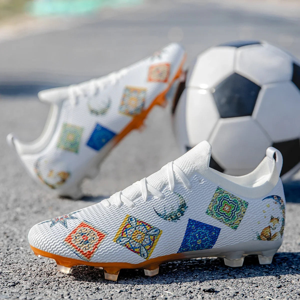 Chuteiras Profissionais Resistentes ao Desgaste para Relvado, Multicoloridas, com Forte Aderência e Excelente Equilíbrio, para Treino de Futebol ao Ar Livre no Verão