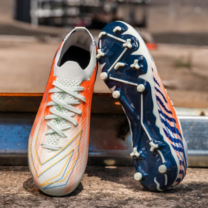 Chaussures de football AG FG pour hommes, tige en PU souple, structure de crampons renforcée, pour adultes, pour les matchs et entraînements de football en plein air sur pelouse.