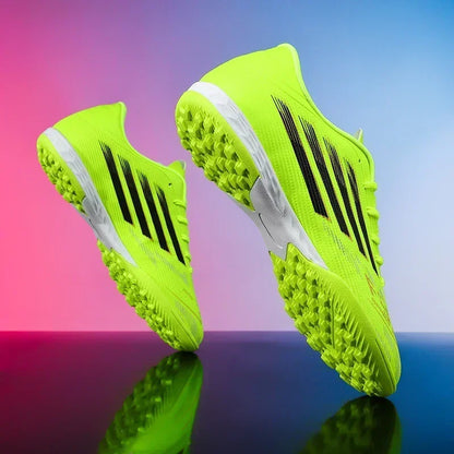 Nouvelles chaussures de football pour hommes, baskets confortables, chaussures de football professionnelles à cheville haute, chaussures de sport unisexes antidérapantes TF/FG pour garçons