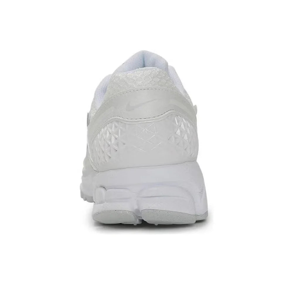 Nike W Nike Zoom Vomero 5 – halkfria, slitstarka löparskor med dämpning i klassisk casual-stil, snygga och mångsidiga HF7723-100