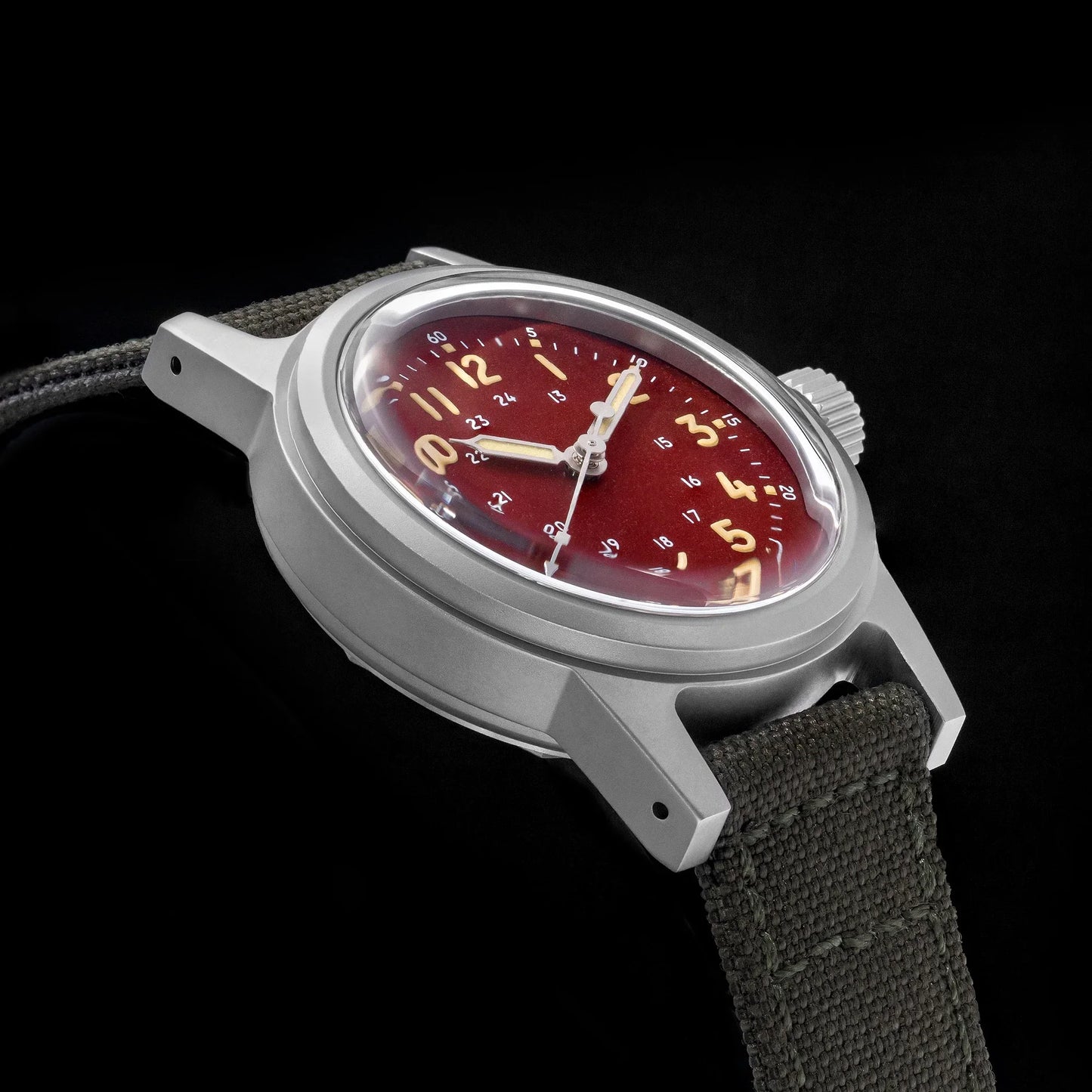 THORN Retro Military Watch 36mm Watch Made of NH35A Movement SHY-043 Sport Watch Unisex Men's and Women's Luxury