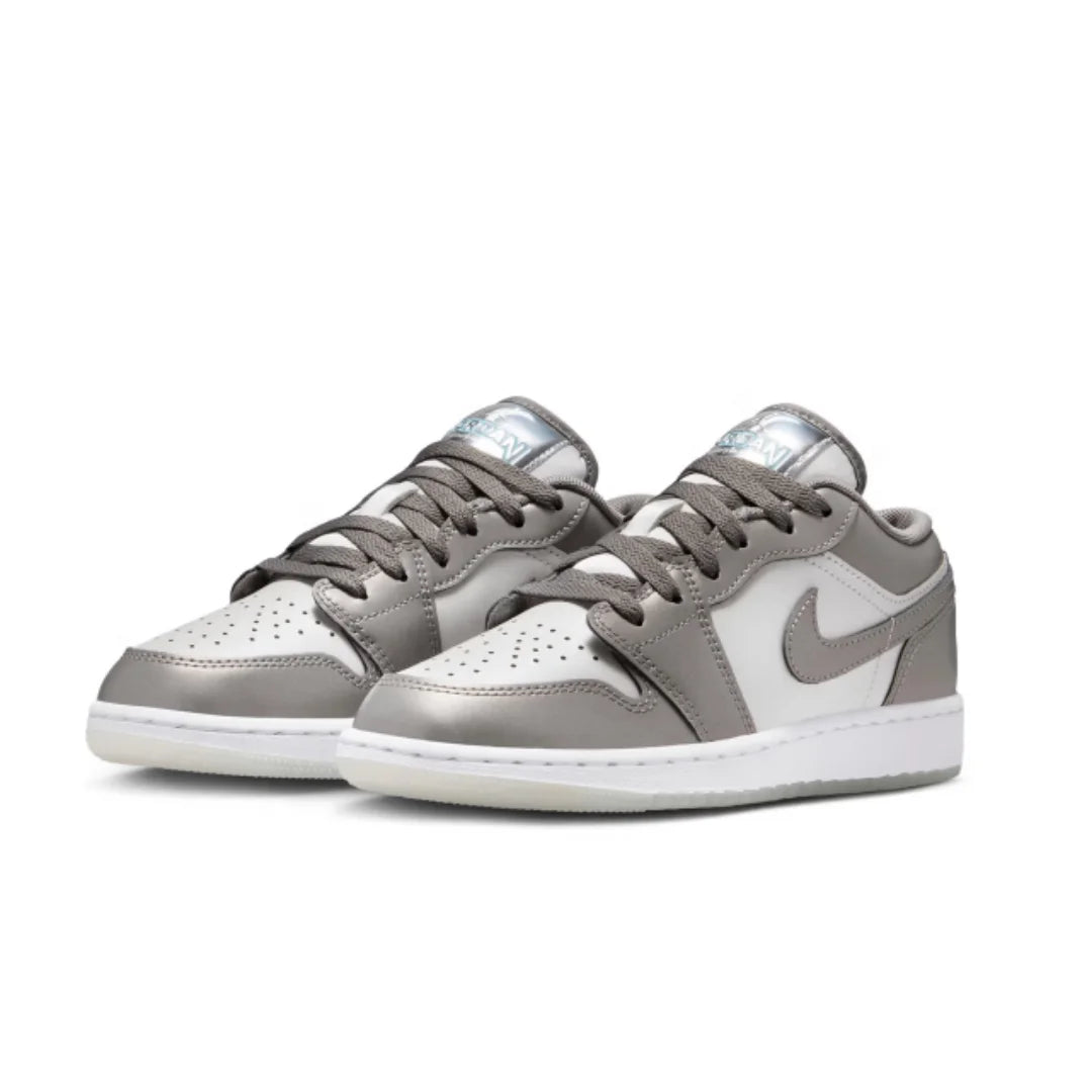 Nike's New Air Jordan 1 Low Se Comfortable, Lightweight, Durable and Wear-Resistant Women's Skate Shoes Hv4398-014