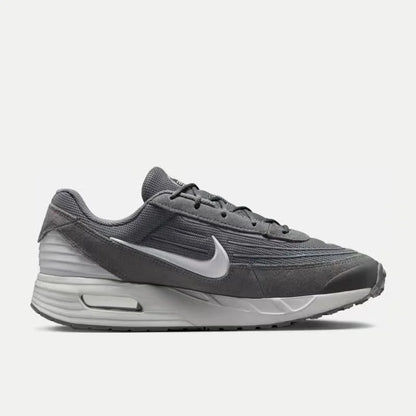 Nike Authentic AIR MAX VERSE, chaussures de course noires, couleur anthracite, chaussures de ville basses et respirantes pour hommes et femmes, modèle HV4415-100.