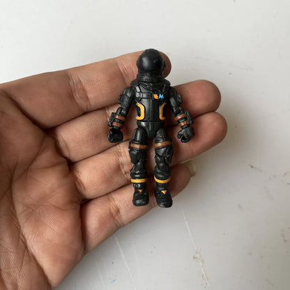 Figura articulada Fortnite Robin Zix Game Peripheral em estilo cartoon — brinquedo criativo com personalidade, ornamento de coleção e presente de aniversário