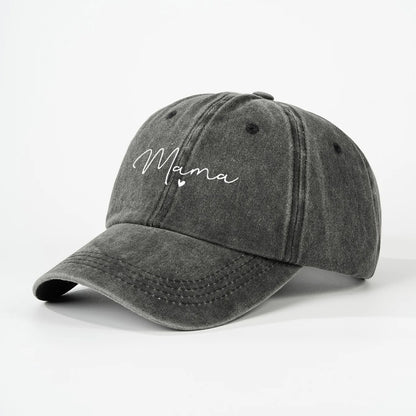New Printed heart-shaped letters "mama" are fashionable and versatile baseball caps that are suitable for daily outdoor casual w