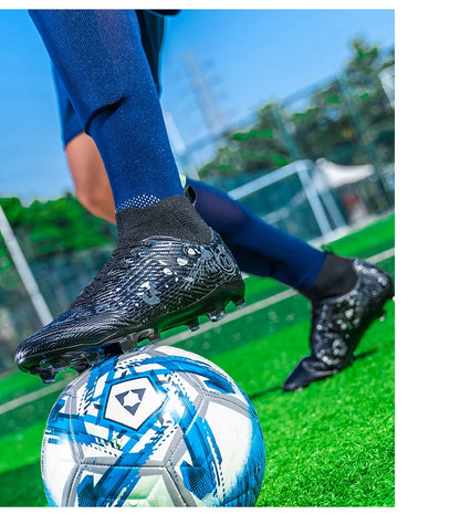 New Men's Professional Soccer Shoes Non-slip Football Boots Unisex Breathable Futsal Sports New Cleats Drop Shipping Ultralight