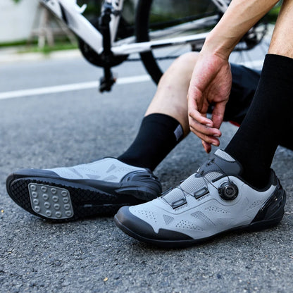 2026 New Men's Non - Slip Breathable Lock - Type Mountain Bike Cycling Shoes Durable Adjustable Outdoor Sports Footwear