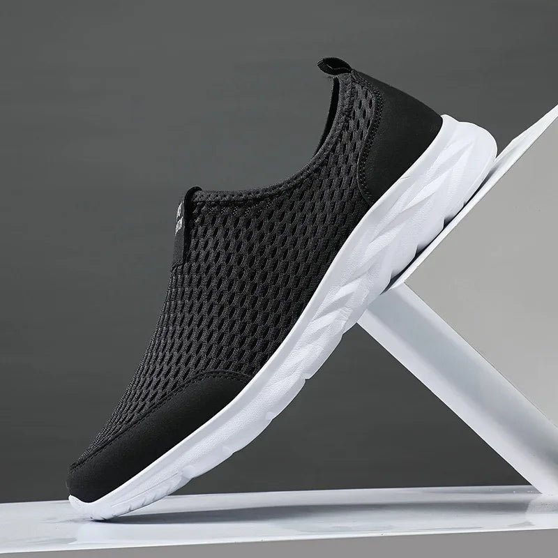 2025 new shoes men loafers, light walking breathable summer comfortable casual shoes, men's sneakers zapatillas hombre plus