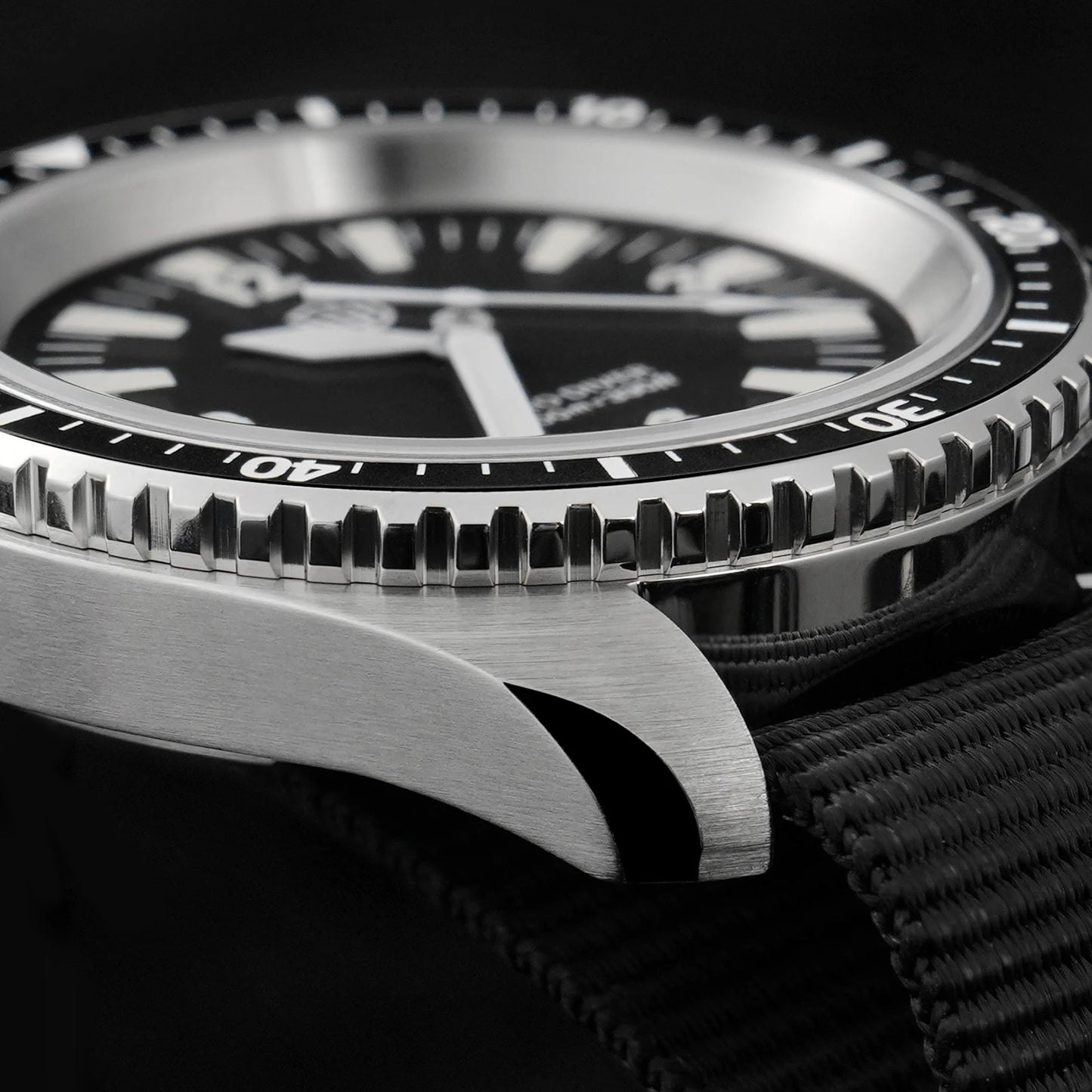 Reloj de lujo Watchdives WD1980 V3 con movimiento de cuarzo VH31 de segundero fluido, cristal de zafiro con revestimiento AR, resistencia al agua 10Bar, reloj para hombre