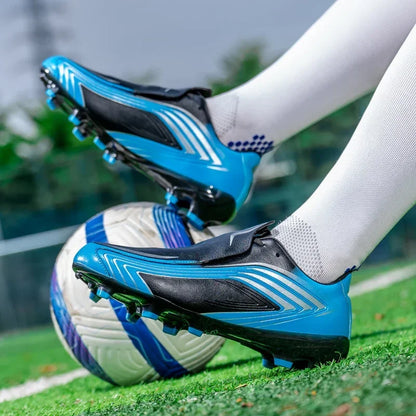 Nouvelles chaussures de football pour hommes, baskets de match, chaussures de futsal antidérapantes, crampons pour terrain en herbe, chaussures de football d'intérieur, légères, de haute qualité, pour l'extérieur