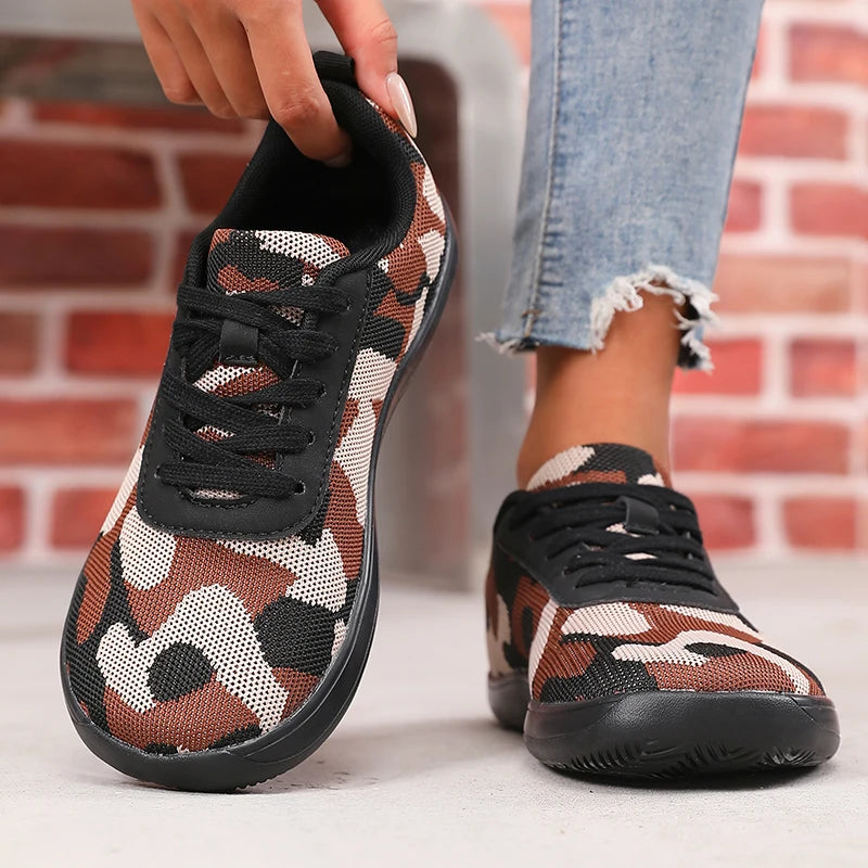 Camouflage Women's Shoes Wide Toe Breathable Mesh Comfortable Flat Bottom Barefoot Shoes New Soft Sole Men's Sneakers