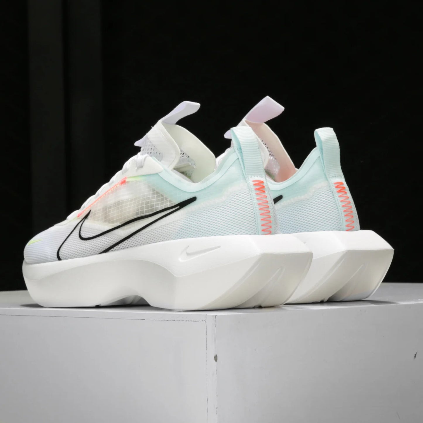 Nike Authentic VISTA LITE Scarpe da donna traspiranti con platform dad CI0905-102