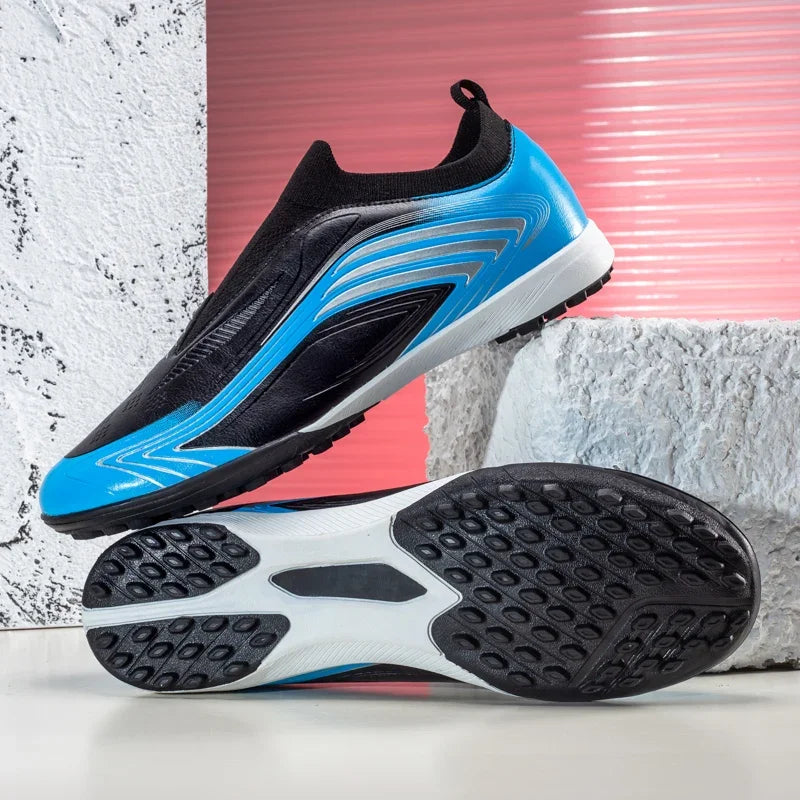 Nouvelles chaussures de football pour hommes, baskets de match, chaussures de futsal antidérapantes, crampons pour terrain en herbe, chaussures de football d'intérieur, légères, de haute qualité, pour l'extérieur