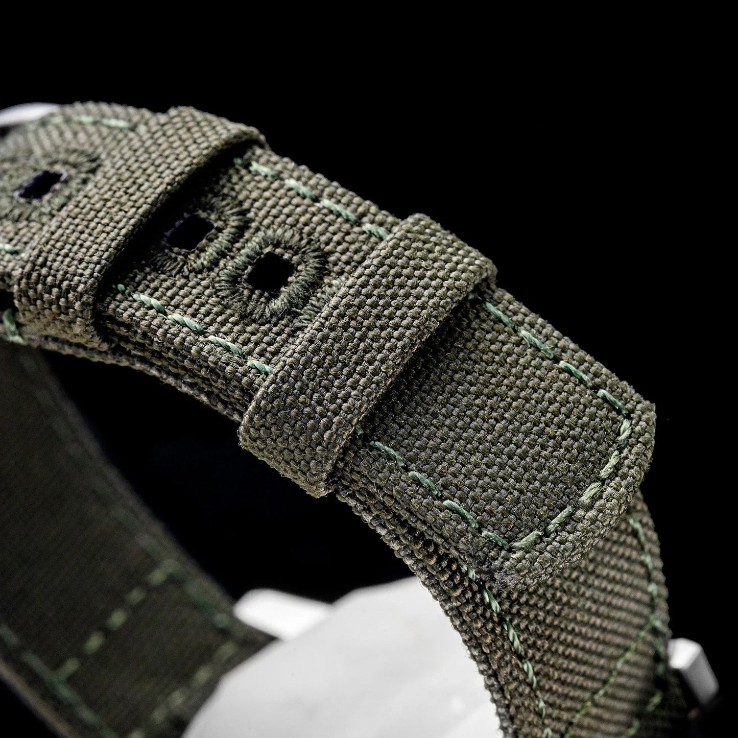 THORN Retro Military Watch 36mm Watch Made of NH35A Movement SHY-043 Sport Watch Unisex Men's and Women's Luxury