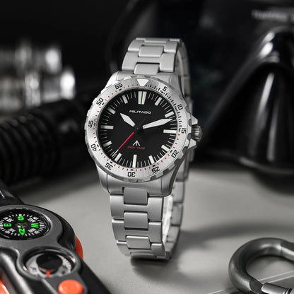 Militado ML16 39mm Quartz Dive Watch Sapphire Crystal 200M Water Resistant Ceramic Bezel BGW9 Lume Screw Down Crown