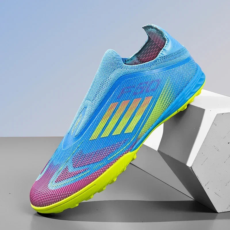Nouvelles chaussures de football pour hommes, crampons longs d'entraînement, chaussures de football pour matchs en extérieur, crampons pour garçons et adultes, respirantes, antidérapantes, confortables pour le sport