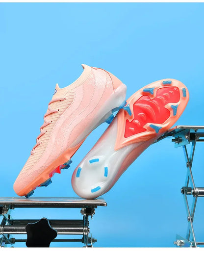 Chaussures de football tendance et modernisées, antichoc et flexibles, avec une conception de traction stable pour les exercices sportifs sur gazon et l'entraînement en équipe