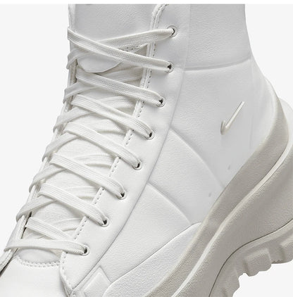 Официални дамски маратонки Nike Blazer Roam Mid Simple Mid-Top FQ9065-100