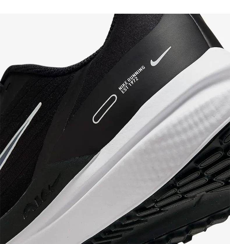 Nike Authentic AIR WINFLO 9 Leichte Herren-Laufschuhe DD6203-001