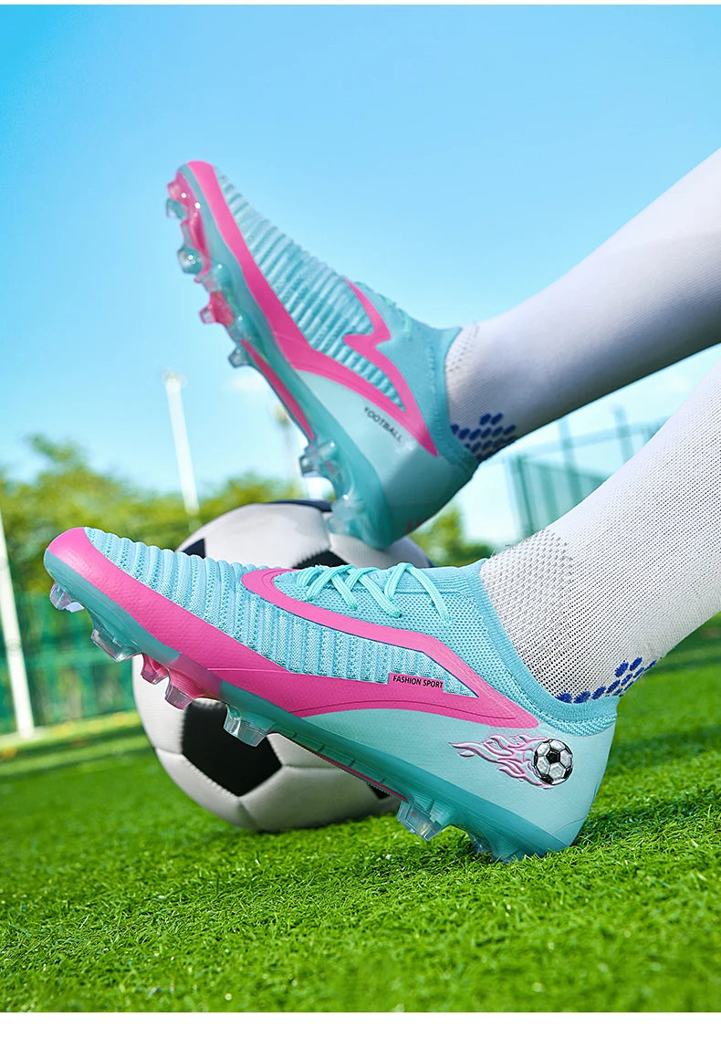 Men Football Boots Society Professional Original Resistant Casual Male Ultralight Outdoor Soccer Shoes Non Slip Football Shoes