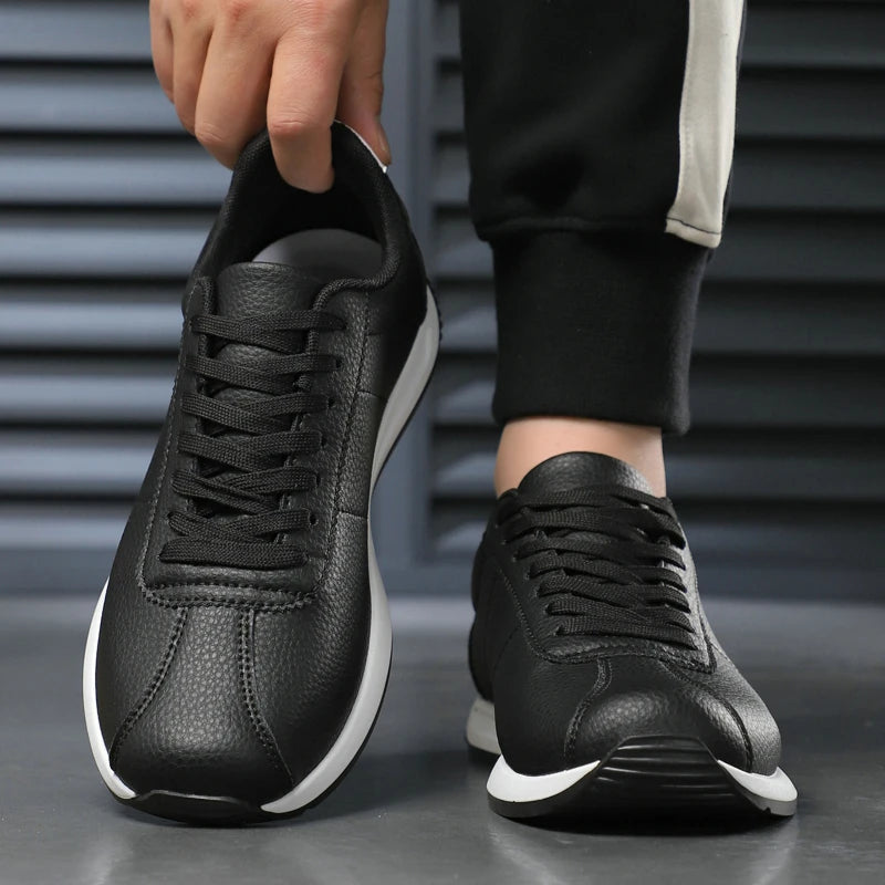 Leisure Running Summer Fashion Anti-Slip Mountaineering PU Leather Sports Shoes, Tennis Trend, Hot Selling Men’s White Flat Shoes